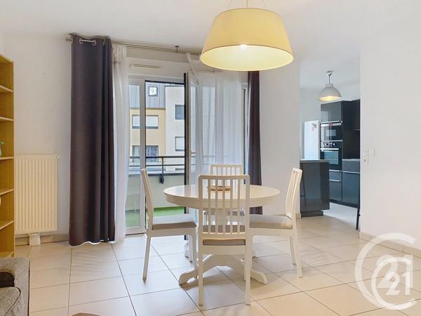 Appartement F3 à vendre  3 pièces - 68 m 2   ROUEN  - 76