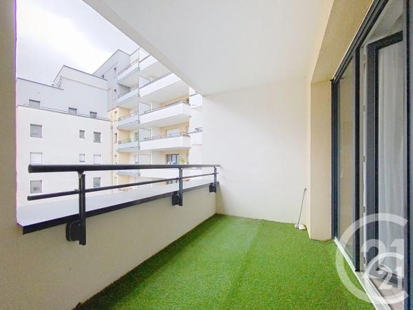 Appartement F3 à vendre  3 pièces - 68 m 2   ROUEN  - 76