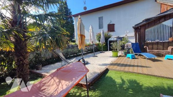 Amoureux de l'ancien avec le confort des équipements modernes