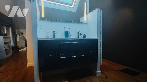 Amoureux de l'ancien avec le confort des équipements modernes