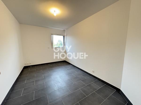 MAISON À LOUER DE 5 PIÈCES DE 167,96 M²