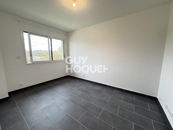 MAISON À LOUER DE 5 PIÈCES DE 167,96 M²