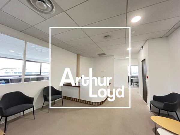 Immeuble indépendant à louer à Mauguio bureaux avec rooftop terrasse