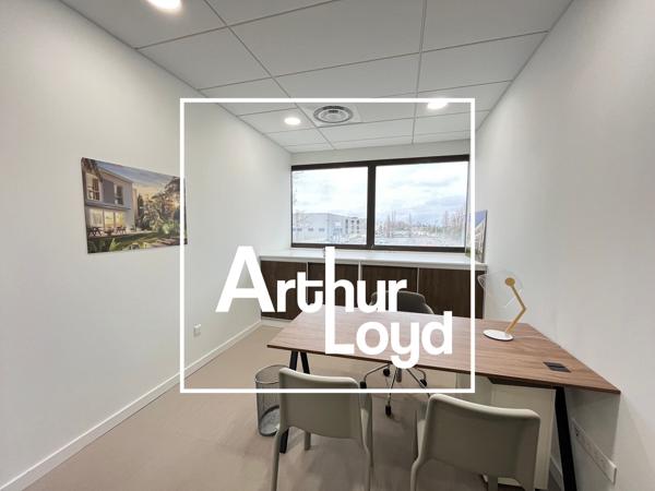 Immeuble indépendant à louer à Mauguio bureaux avec rooftop terrasse