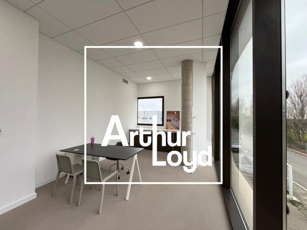 Immeuble indépendant à louer à Mauguio bureaux avec rooftop terrasse
