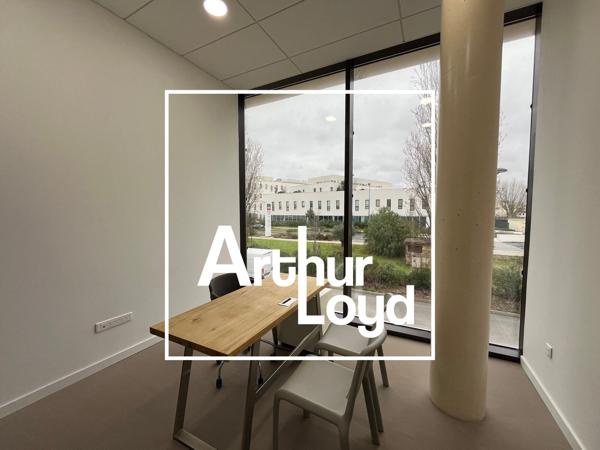 Immeuble indépendant à louer à Mauguio bureaux avec rooftop terrasse