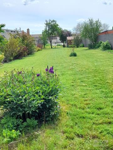 Maison de 170 m² sur terrain de 937 m², 4 chambres, 1 bureau, 200m² de dépendances Lunéville (54300)