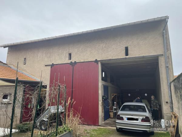 Maison de 170 m² sur terrain de 937 m², 4 chambres, 1 bureau, 200m² de dépendances Lunéville (54300)