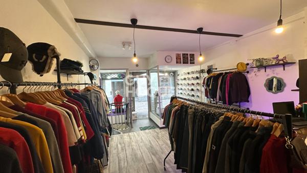 Clermont Ferrand Plateau central - Studio + local commercial