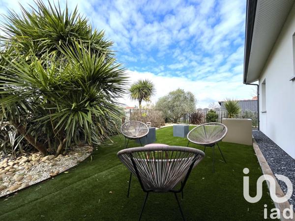 Maison 4 pièces de 107 m² à Mios (33380)