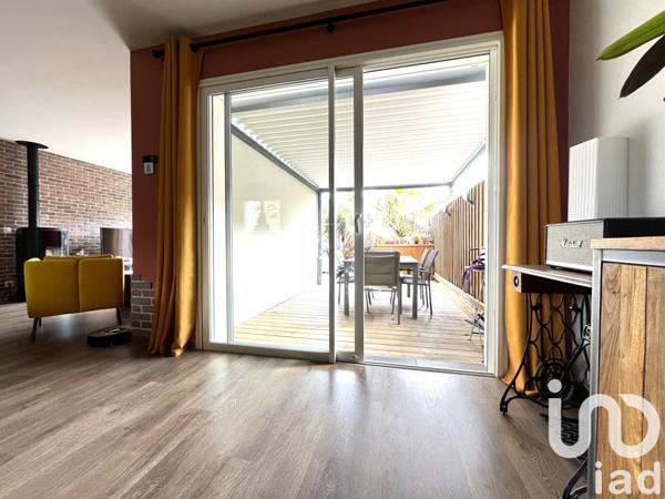 Maison 4 pièces de 107 m² à Mios (33380)