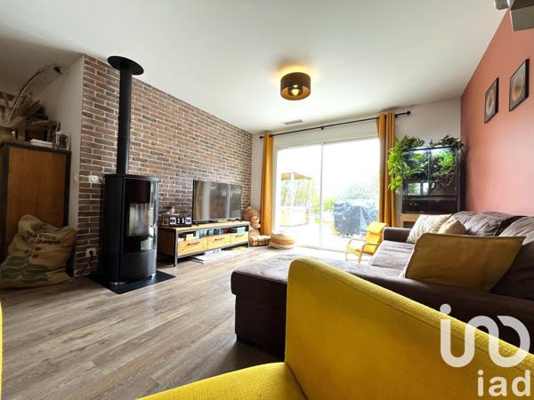 Maison 4 pièces de 107 m² à Mios (33380)