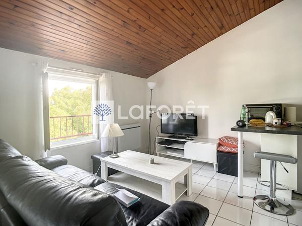 Location appartement Parthenay - 2 pièce(s) - 50 m² - 380 €/mois