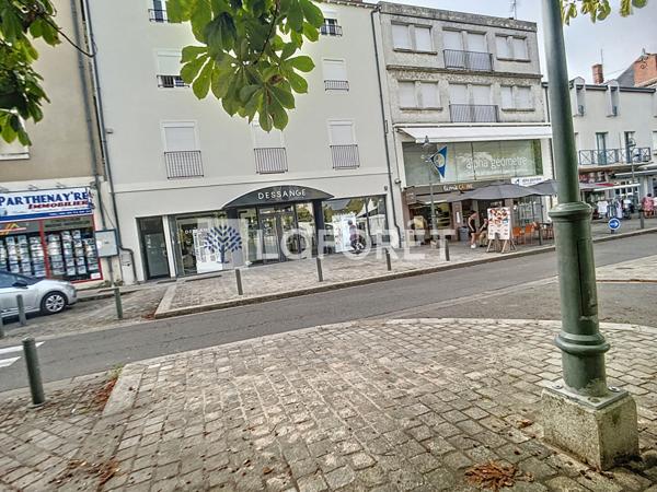 Location appartement Parthenay - 2 pièce(s) - 50 m² - 380 €/mois