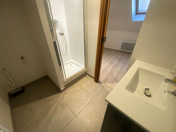 Appartement Corbeil Essonnes 1 pièce(s) 21.88 m2