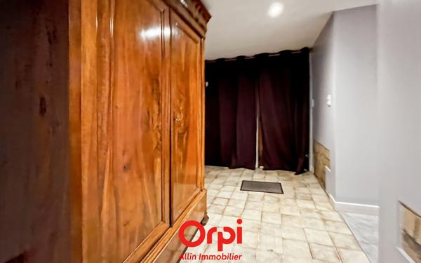 Maison à vendre    6 pièces •  Bézenet