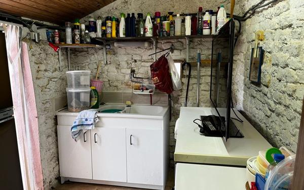 Maison à vendre    6 pièces •  Bézenet