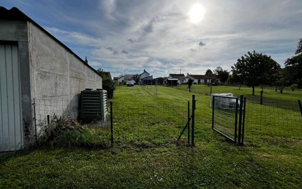 Maison à vendre    6 pièces •  Bézenet