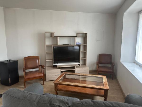 Immeuble à BINIC ETABLES SUR MER, 22520 - 111m²