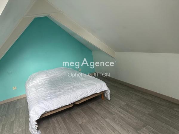 Immeuble à BINIC ETABLES SUR MER, 22520 - 111m²