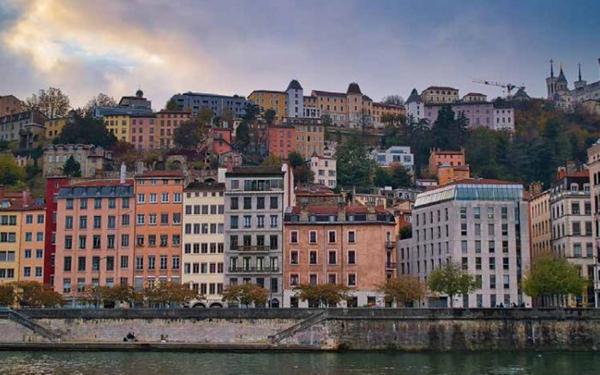 Appartement à vendre    2 pièces • 44,10 m2 Neuville-sur-Saône