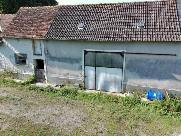 Amoureux de la nature et des projets de rénovations, cette propriété est faite pour vous!