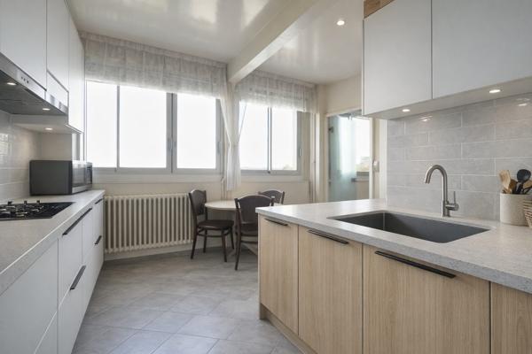 Sèvres Centre-ville – Appartement familial 4/5 pièces de 89 m² avec vue dégagée Paris & Parc de Saint-Cloud