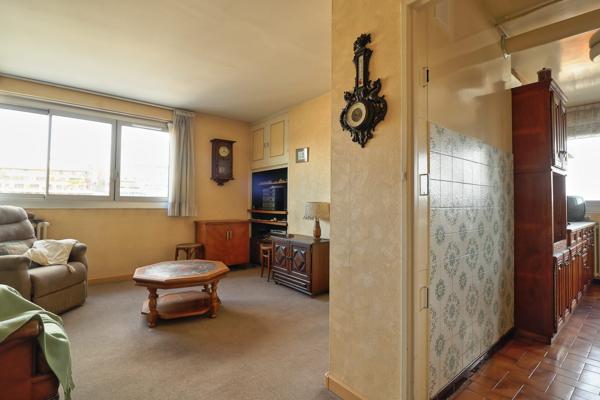 Sèvres Centre-ville – Appartement familial 4/5 pièces de 89 m² avec vue dégagée Paris & Parc de Saint-Cloud