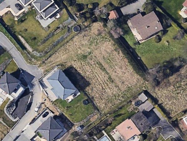 VETRAZ-MONTHOUX : Terrain constructible de 1956 m²