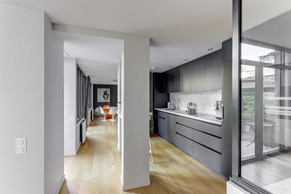 Appartement 3 pièce(s) 1 chambre(s) 104 m²