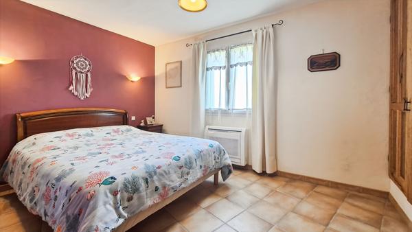 MORIERES LES AVIGNON - Maison 125 m2 4 chambres avec piscine