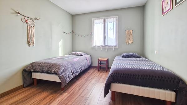 MORIERES LES AVIGNON - Maison 125 m2 4 chambres avec piscine