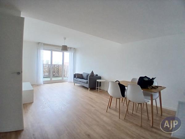 Location appartement Creteil : 1 563 € - AJP Immobilière Passy Paris 16
