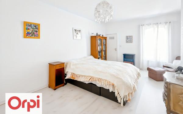 Appartement à vendre    3 pièces • 107,87 m2 Béziers