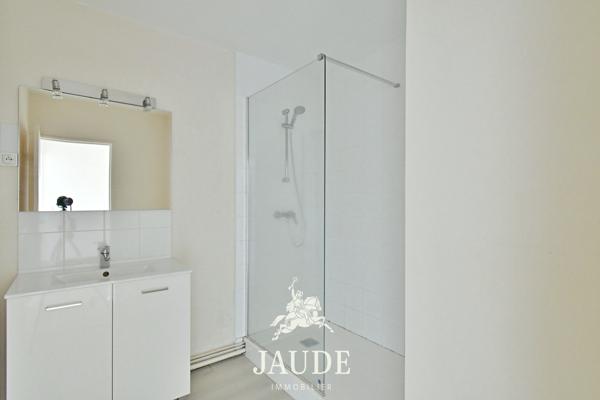 Appartement T3 de 66,33 m² avec parking et cave, 7 rue Saint-Simon à Clermont-Ferrand Détails des diagnostics énergétiques