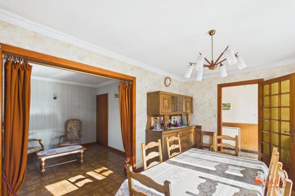 Maison traditionnelle T5, sous-sol, dépendance