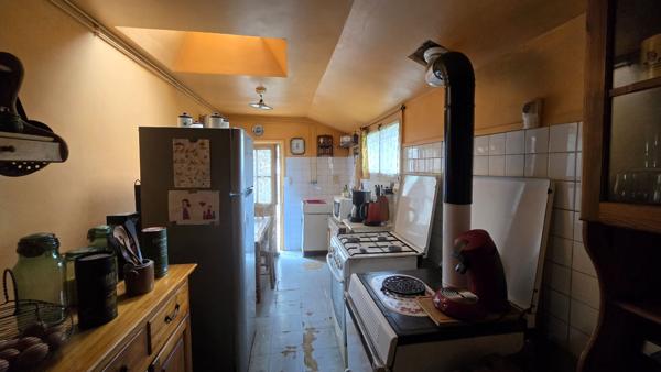 Maison dans Provins 4 pièces avec jardin et dépendances dans un quartier calme