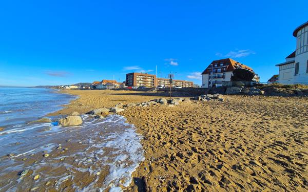 Appartement à vendre    3 pièces • 37,67 m2 Villers-sur-Mer