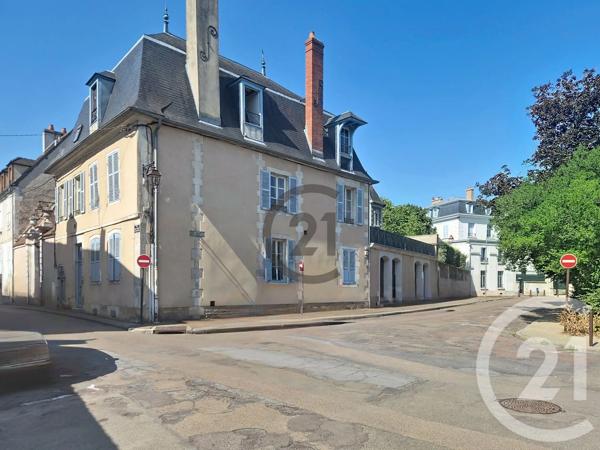 Maison à vendre  8 pièces - 255,20 m 2   AUXERRE  - 89