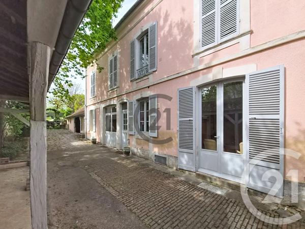 Maison à vendre  8 pièces - 255,20 m 2   AUXERRE  - 89