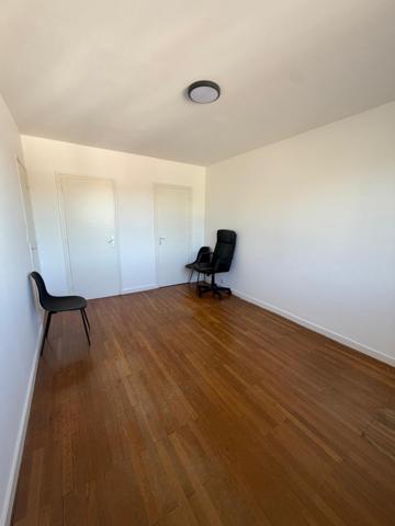 Appartement à SAINT-ETIENNE, 42100 - 2 pièces 48m²