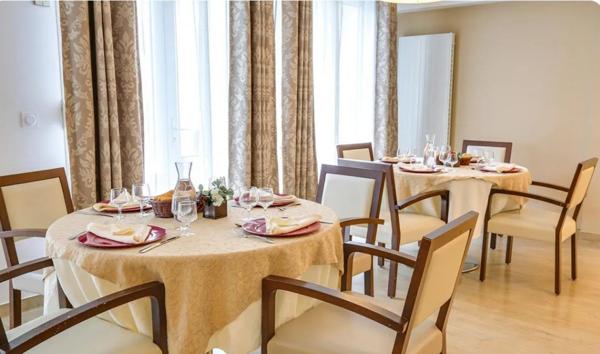 INVESTISSEMENT LOCATIF – SOISY SUR SEINE – Résidence EHPAD Les Hautes Futaies - 8,04 % de rentabilité