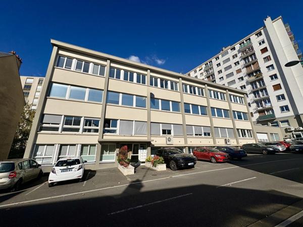 Bureaux à louer Orléans 141 m2