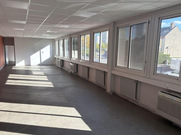 Bureaux à louer Orléans 141 m2