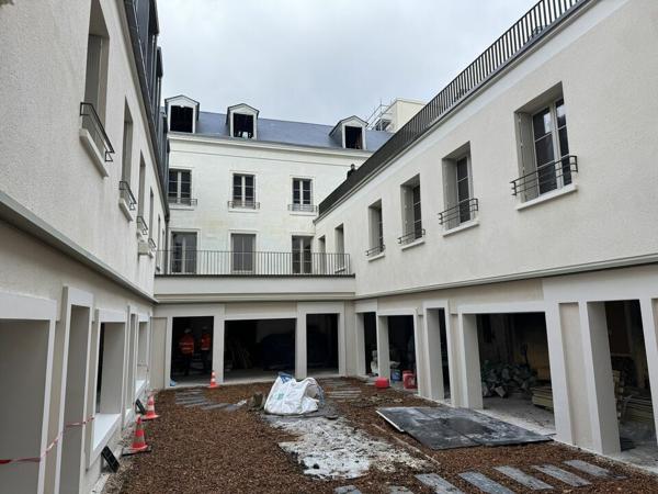 TOURS CENTRE BUREAUX RÉHABILITÉS A LOUER 1116 M² DIVISIBLES