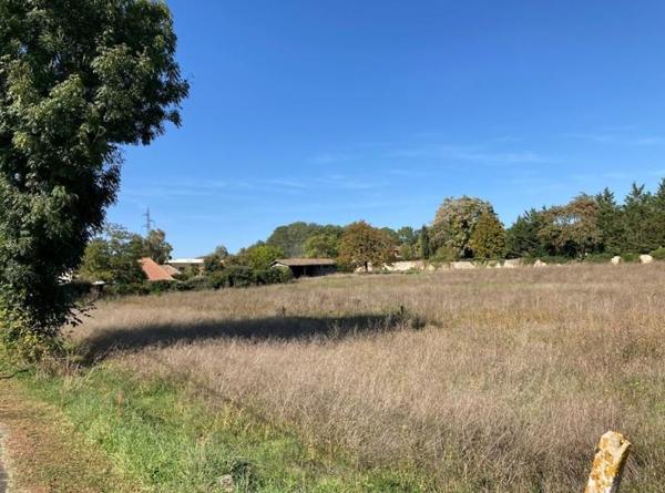 Terrain à vendre |  Saint-Martin-lès-Melle |  2020 m²