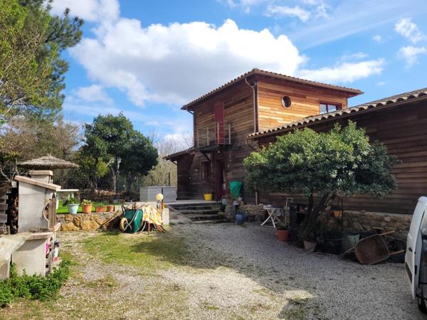 DURFORT (30170) A vendre Maison à ossature bois – 153 m² habitables environ sur 4000 m² de terrain et 189m² d'annexes.