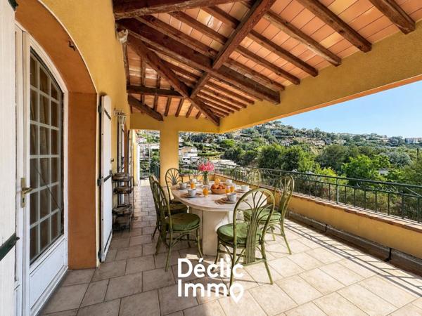 Vente maison Mandelieu la napoule, 332m² 14 pièces 1 199 000€ avec piscine