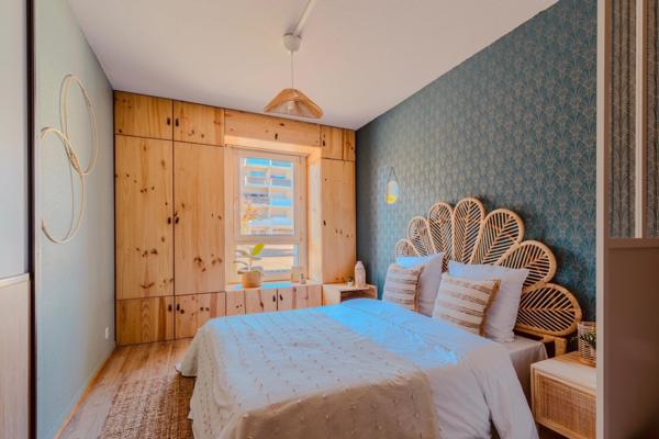 Charmant T2 rénové avec balcon et place de stationnement en sous-sol – Bordeaux Chartrons