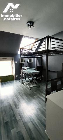 Entre GUICHEN et PONT REAN Venez découvrir cette maison rénovée en 2000 comprenant au rez de ch...